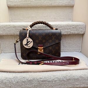 Louis Vuitton Monogram Canvas Braided Handle Pochette Metis HandBag